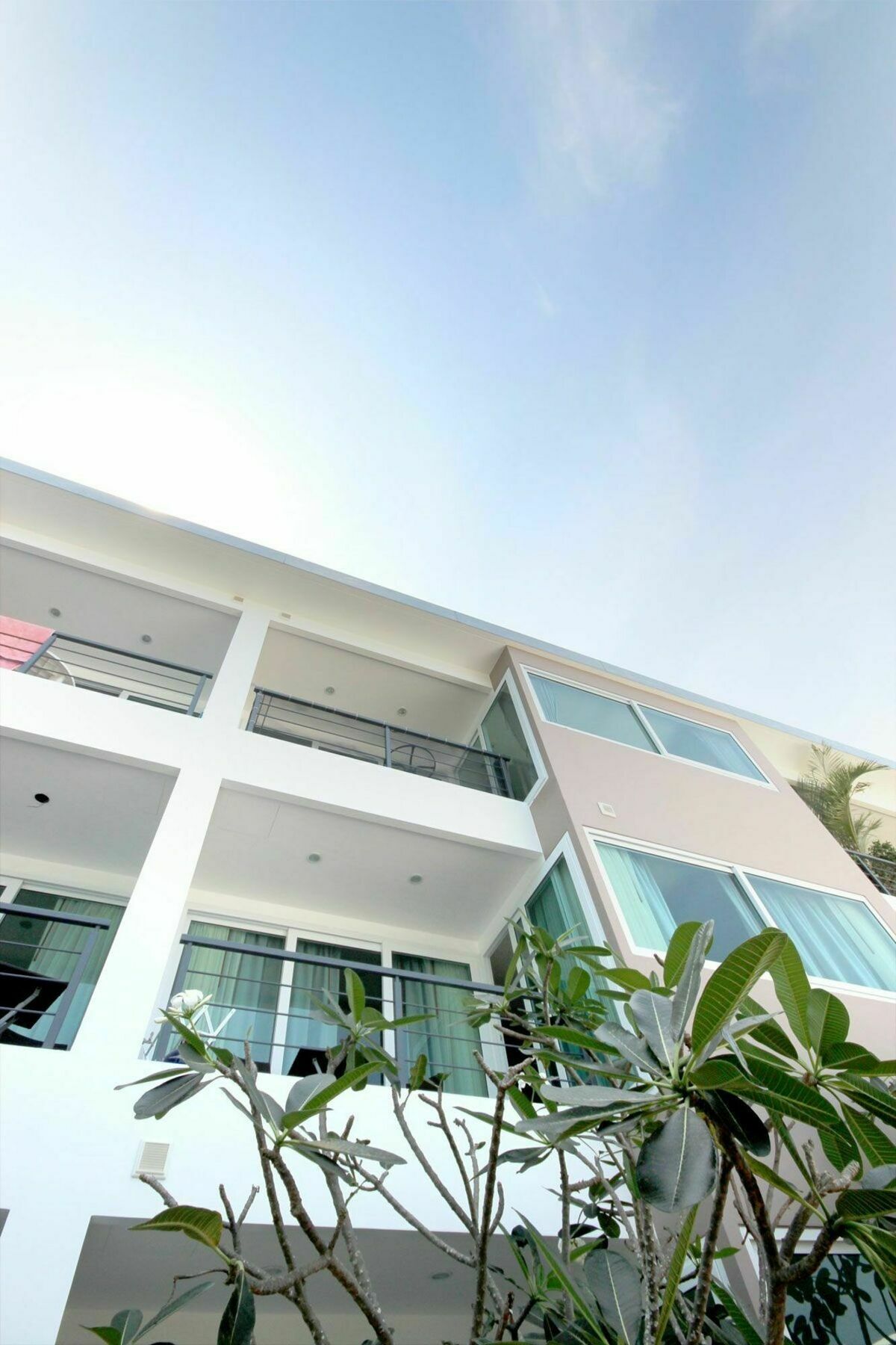 Karon Butterfly House Apartment ภายนอก รูปภาพ